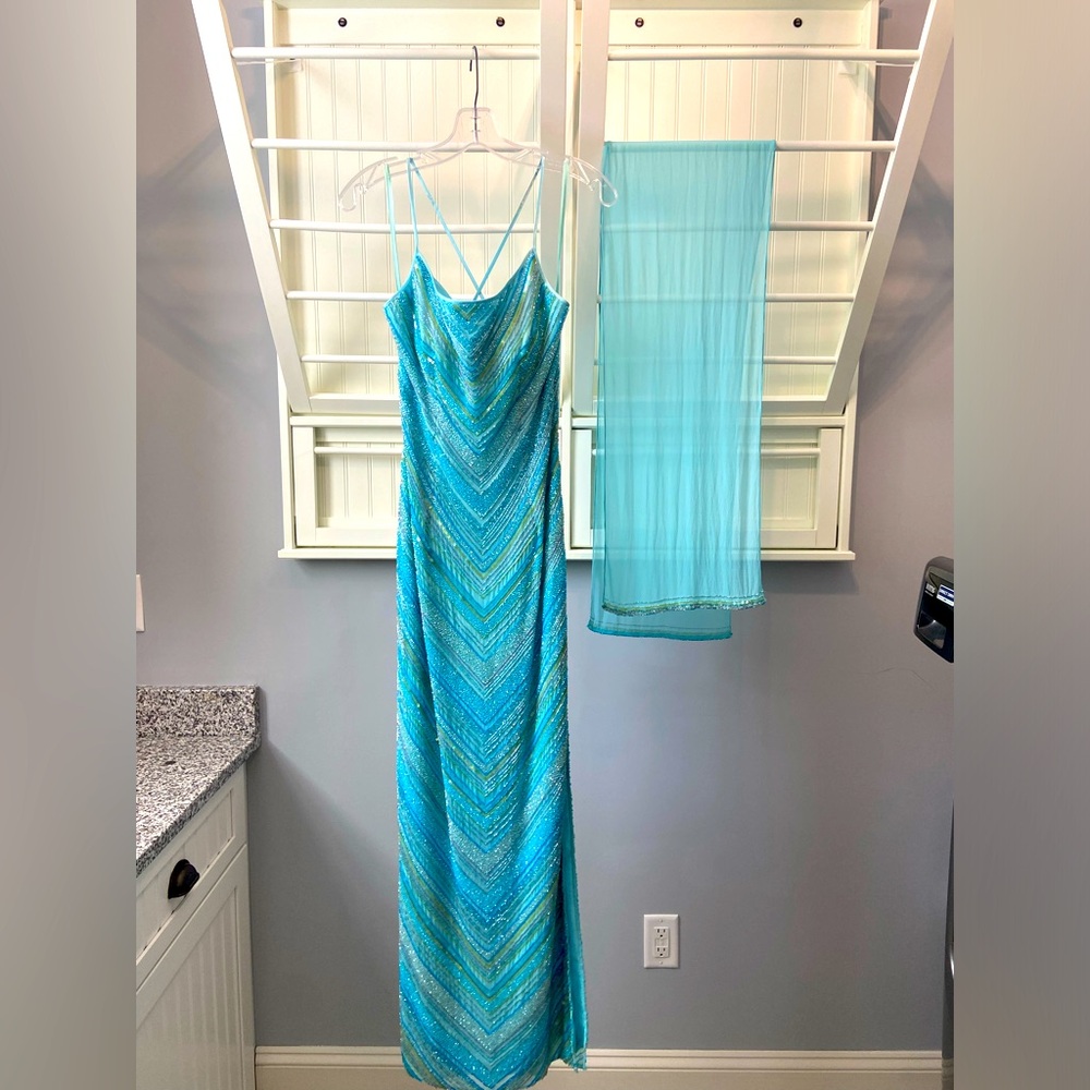 Beautiful fully beaded evening gown with matching shoulder wrap!